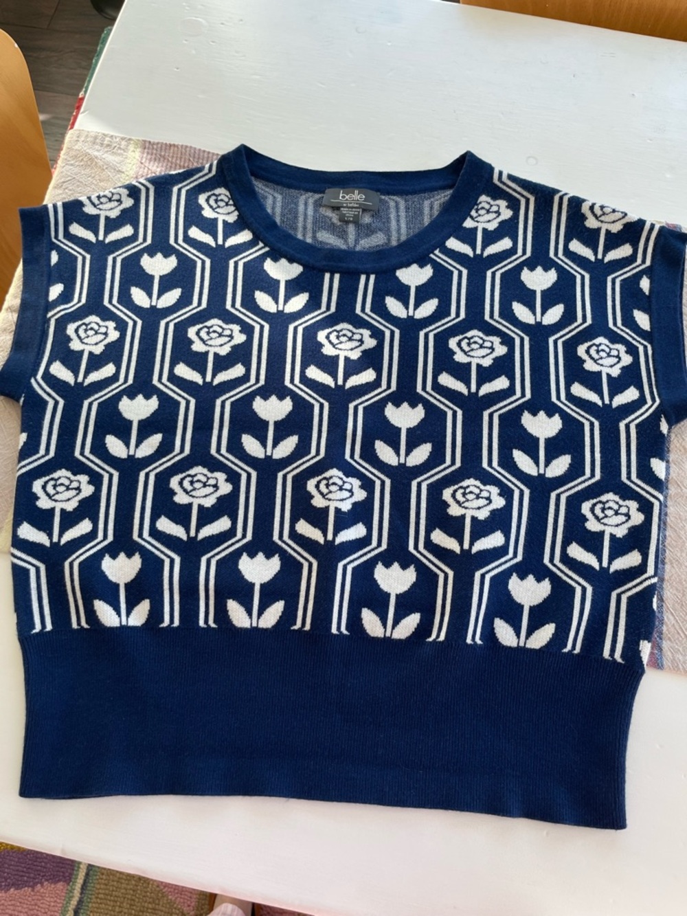 Knit Vest Blue & White Size Large